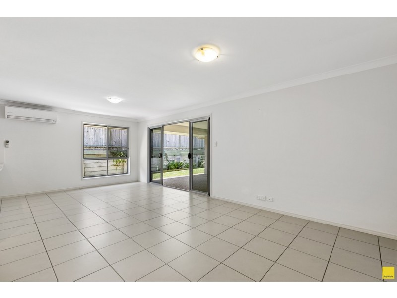10 Dundee Crescent, Wakerley QLD 4154