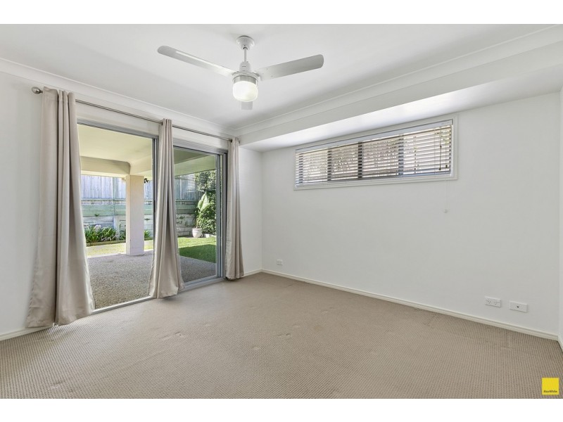 10 Dundee Crescent, Wakerley QLD 4154