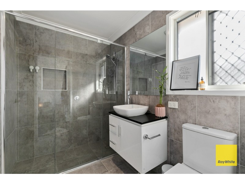 2/2 Zahel Street, Carina QLD 4152