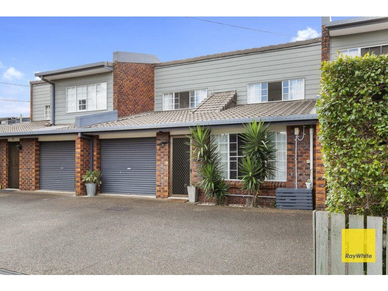 2/2 Zahel Street, Carina QLD 4152