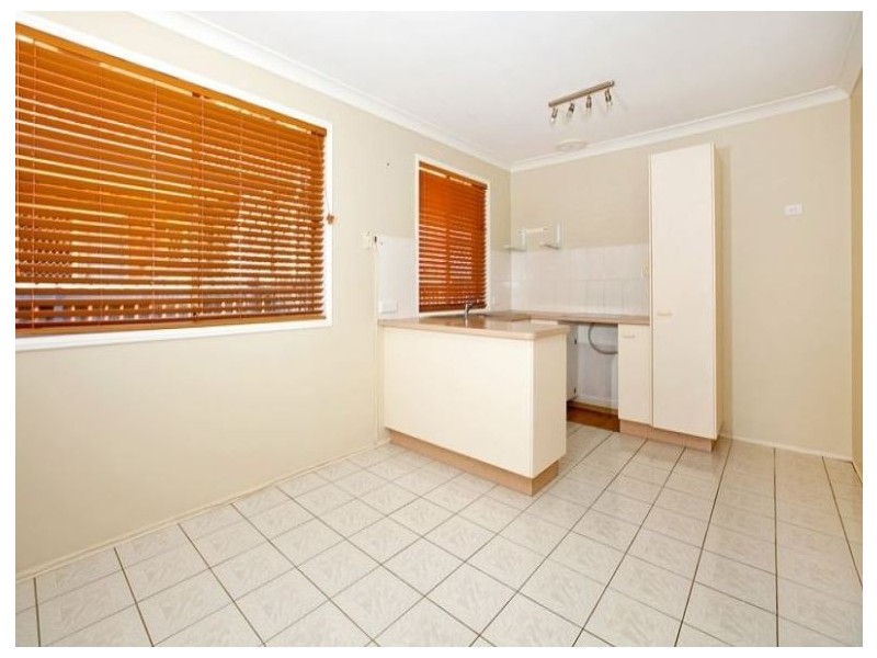 21 Sunflower Street, Wynnum QLD 4178