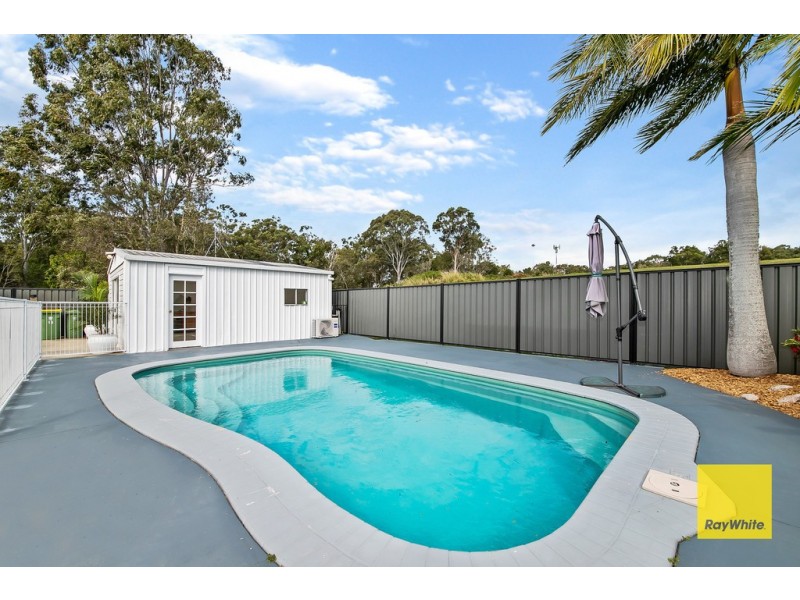 16 Terrier Street, Redland Bay QLD 4165