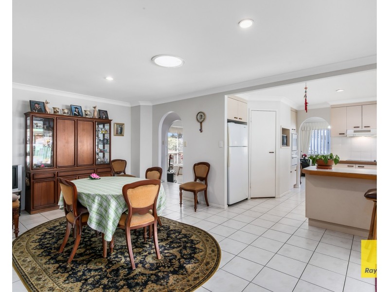 3 Thorne Road, Birkdale QLD 4159