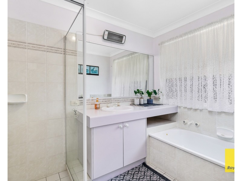 3 Thorne Road, Birkdale QLD 4159