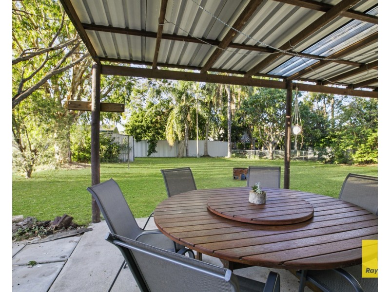 13 Boambilliee Street, Thorneside QLD 4158