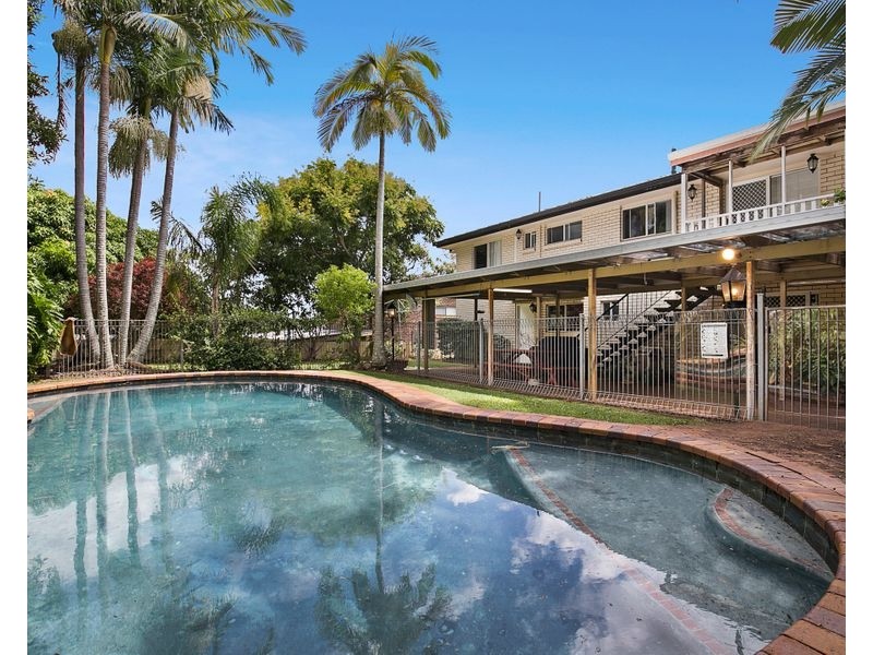 657 Old Cleveland Road East, Wellington Point QLD 4160