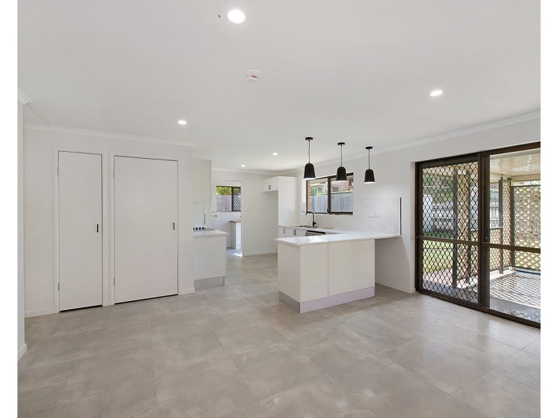 50 Sherborne Street, Carindale QLD 4152