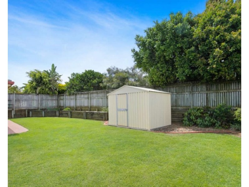 10 Farnham, Wellington Point QLD 4160