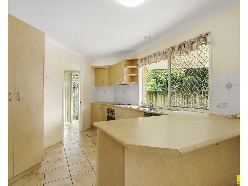 3/2 Homer Street, Cleveland QLD 4163