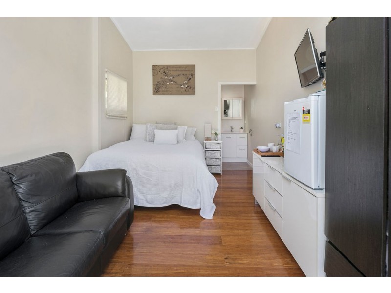 4 Wimborne Road, Alexandra Hills QLD 4161