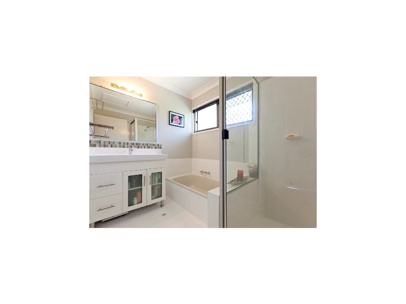 2 Elm Court, Capalaba QLD 4157