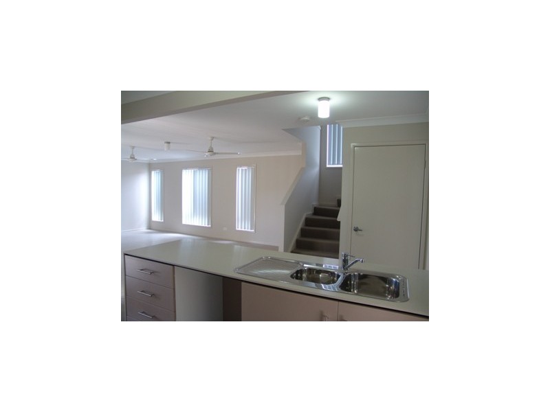 170 Barrack Road, Cannon Hill QLD 4170