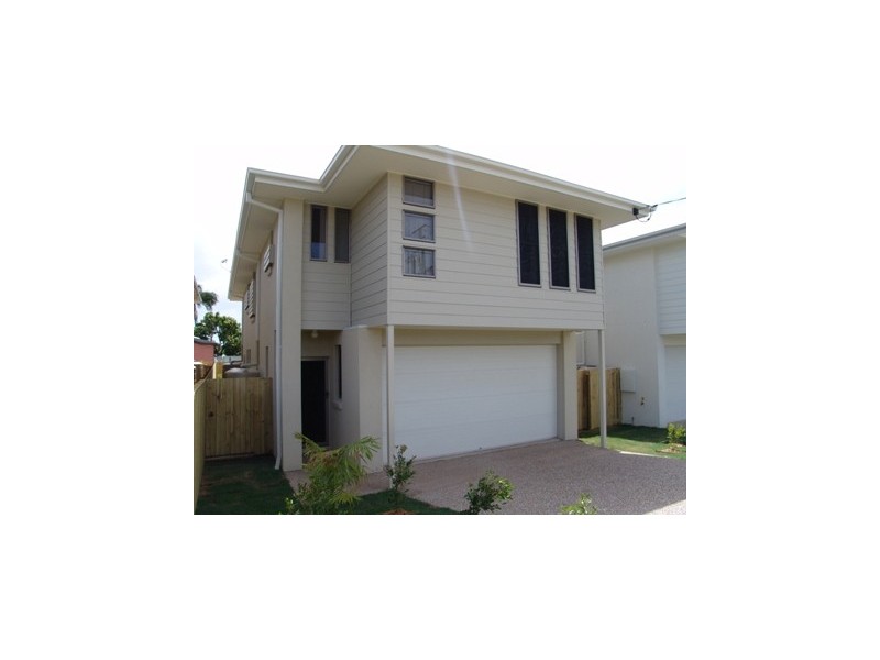 174 Barrack Road, Cannon Hill QLD 4170