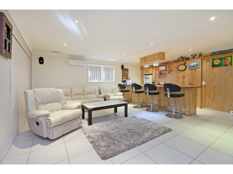 12 Pecan Court, Birkdale QLD 4159