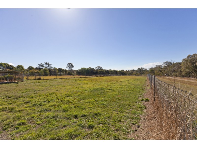 27 Double Jump Road, Redland Bay QLD 4165