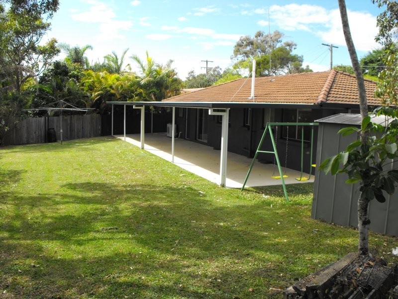 2 Sandpiper Street, Wellington Point QLD 4160