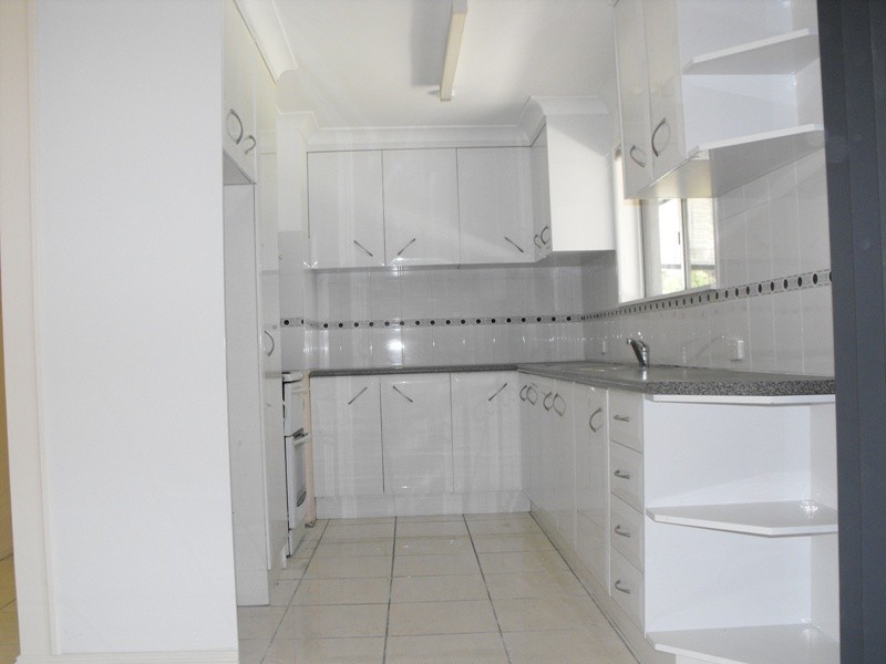 2 Sandpiper Street, Wellington Point QLD 4160