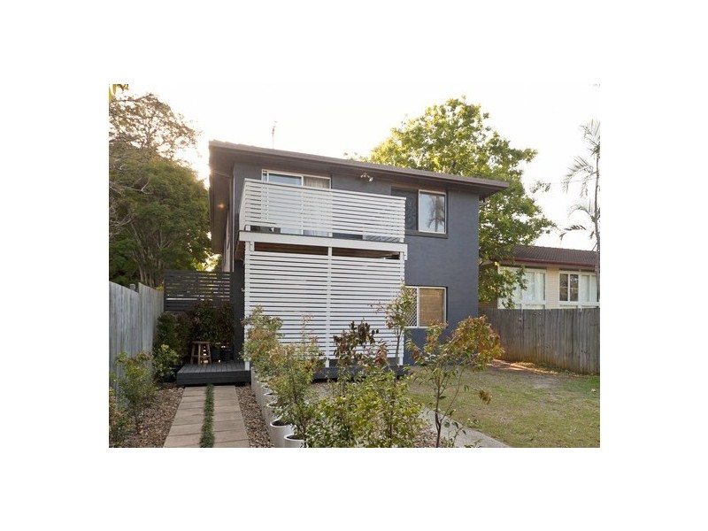 302 Main Road, Wellington Point QLD 4160