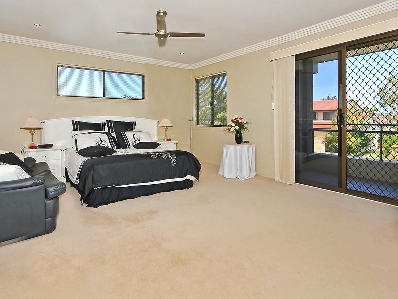 6 Bollard Court, Raby Bay QLD 4163