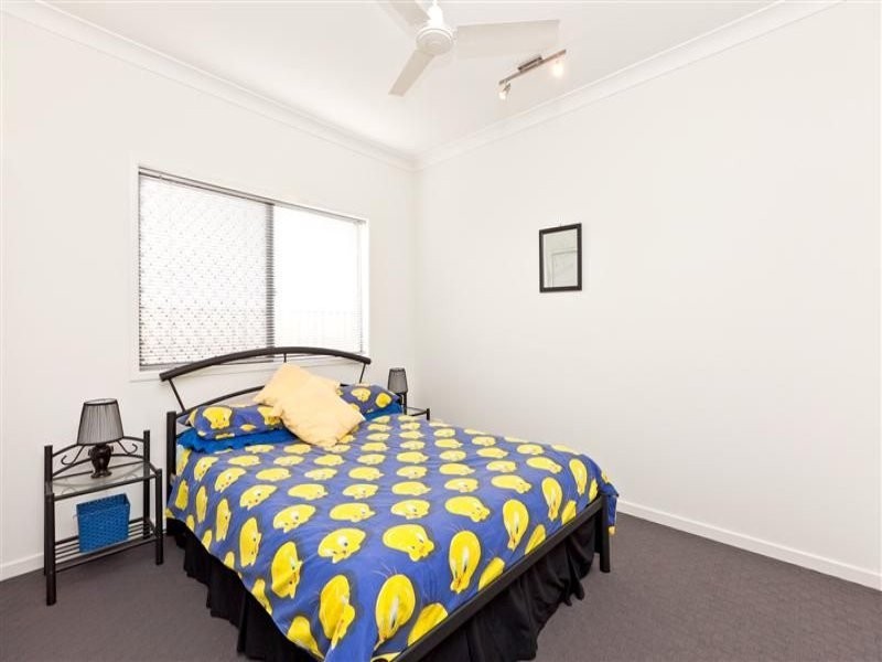 2 Estuary Avenue, Victoria Point QLD 4165