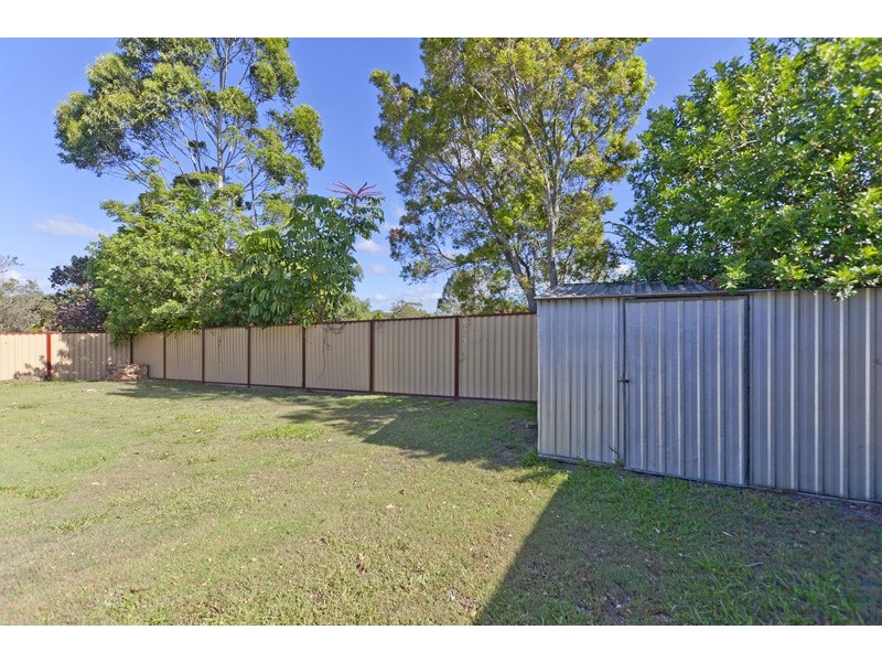 205 Redland Bay Road, Capalaba QLD 4157