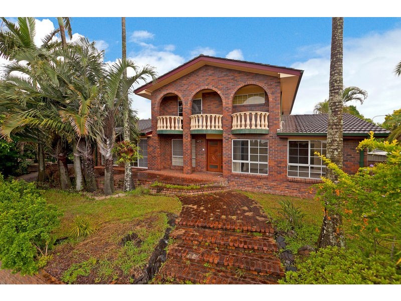 74 Donnington Street, Carindale QLD 4152