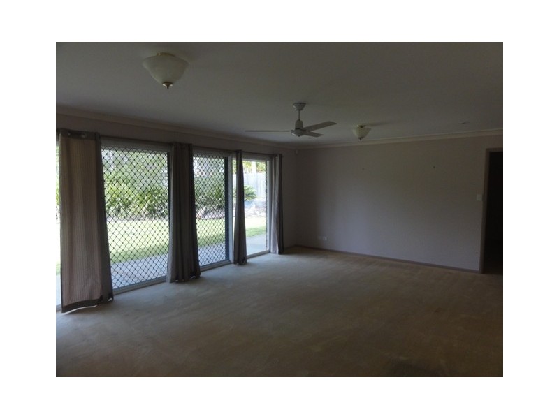 13 Lorikeet Drive, Thornlands QLD 4164