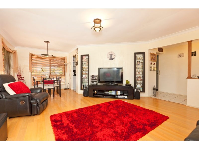 2 Song Place, Birkdale QLD 4159