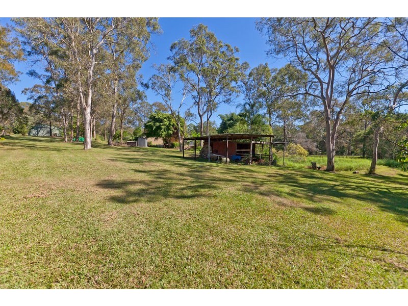 104 Henderson Road, Sheldon QLD 4157