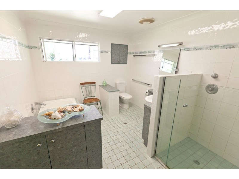 104 Henderson Road, Sheldon QLD 4157