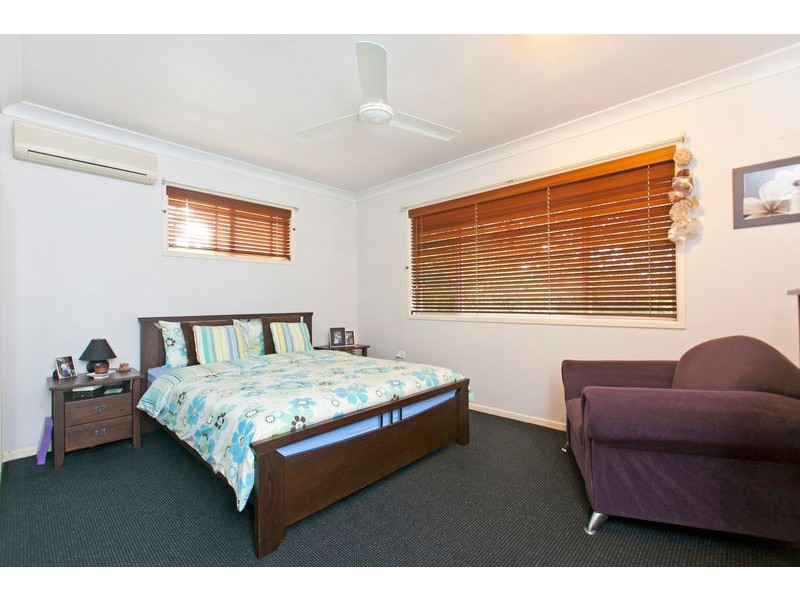 30-32 Sheena Street, Wellington Point QLD 4160