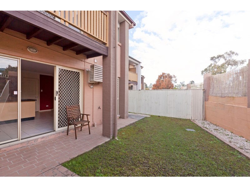 22 High Street, Forest Lake QLD 4078