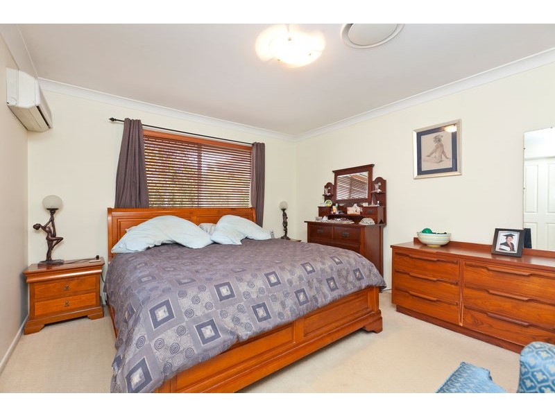 17 Carinyan Drive, Birkdale QLD 4159