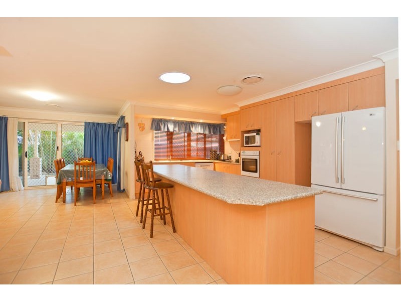 93 Valantine Road, Birkdale QLD 4159