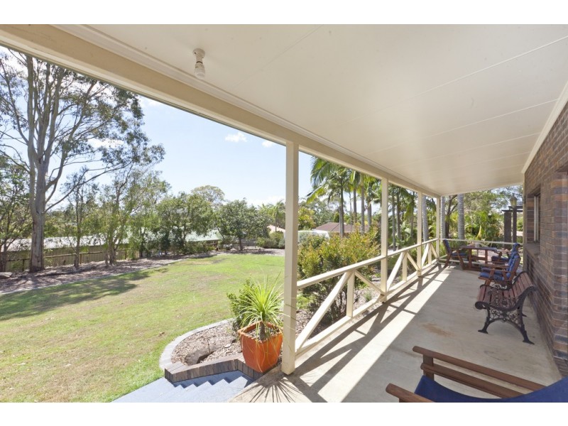 7 Chatsworth Circuit, Capalaba QLD 4157