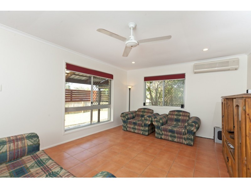 2 Sheena Street, Wellington Point QLD 4160