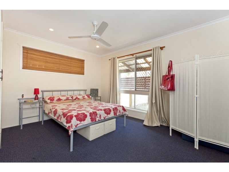 2 Sheena Street, Wellington Point QLD 4160
