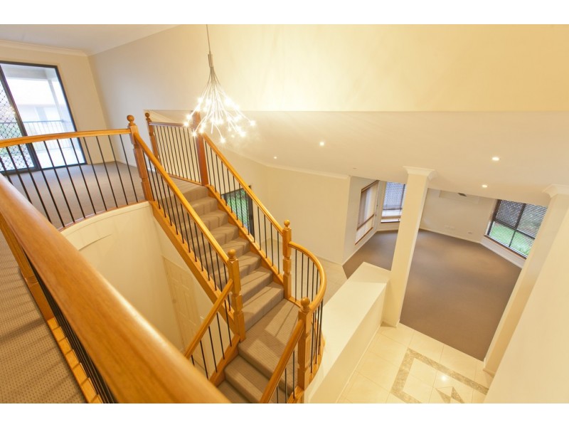 3 St Clair Court, Redland Bay QLD 4165