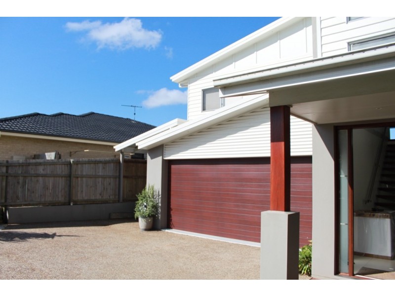35 Cypress St, Redland Bay QLD 4165