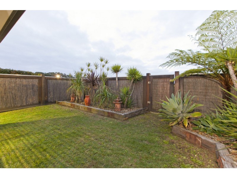 59 Azure Avenue, Redland Bay QLD 4165
