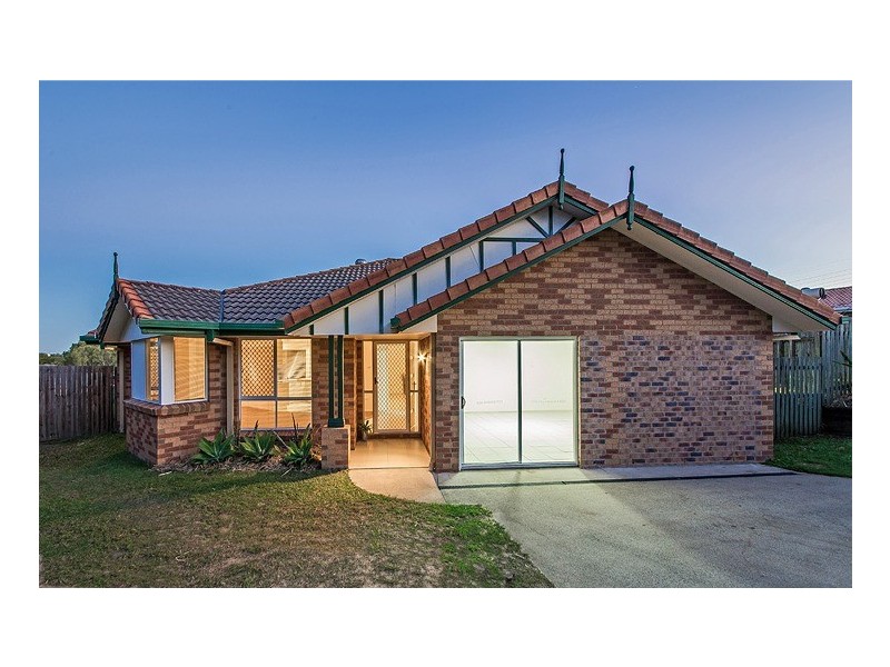 35 Eira Crescent, Edens Landing QLD 4207