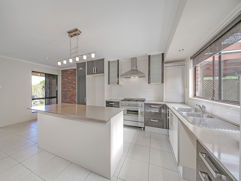 11 Greystoke Place, Alexandra Hills QLD 4161