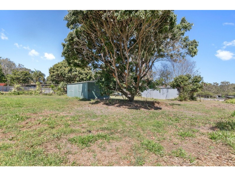 305 Redland Bay Road, Capalaba QLD 4157