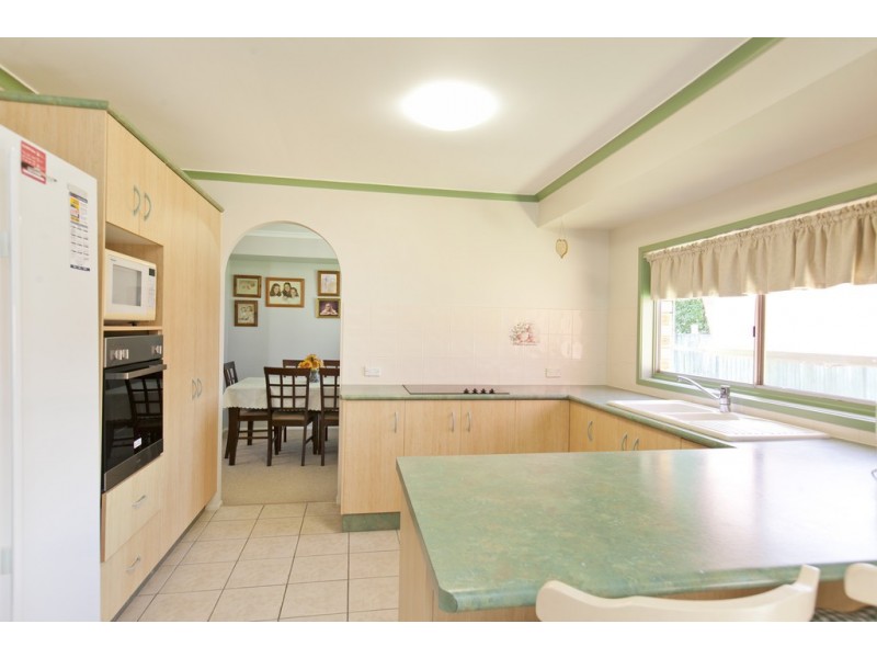 30 Chestnut Crescent, Victoria Point QLD 4165