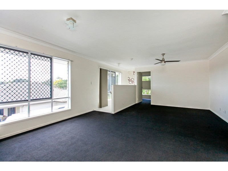 36 Crawford Road, Wynnum West QLD 4178