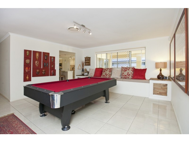 62 Red Gum Crescent, Wakerley QLD 4154