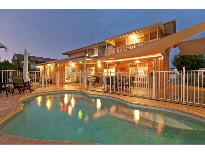 5 Maritime Court, Victoria Point QLD 4165