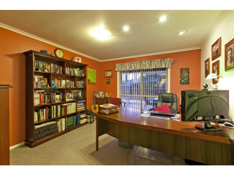 5 Maritime Court, Victoria Point QLD 4165