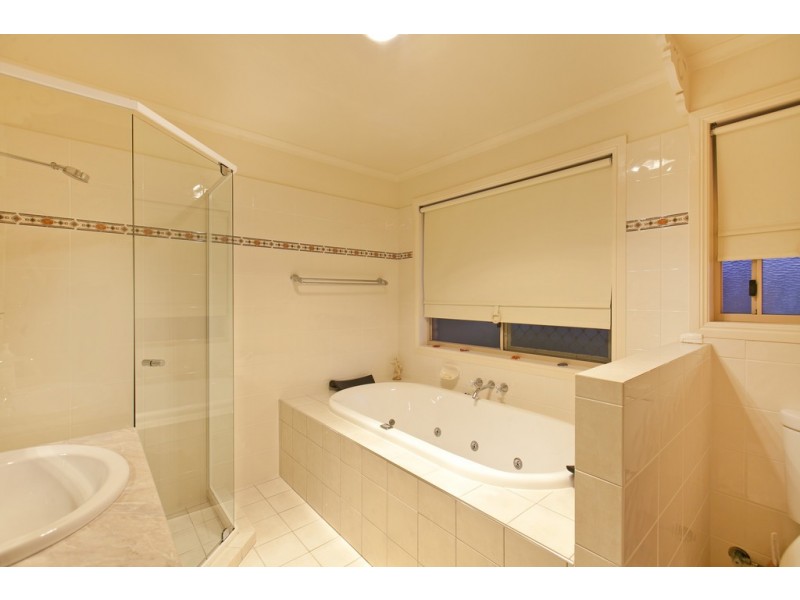 5 Maritime Court, Victoria Point QLD 4165