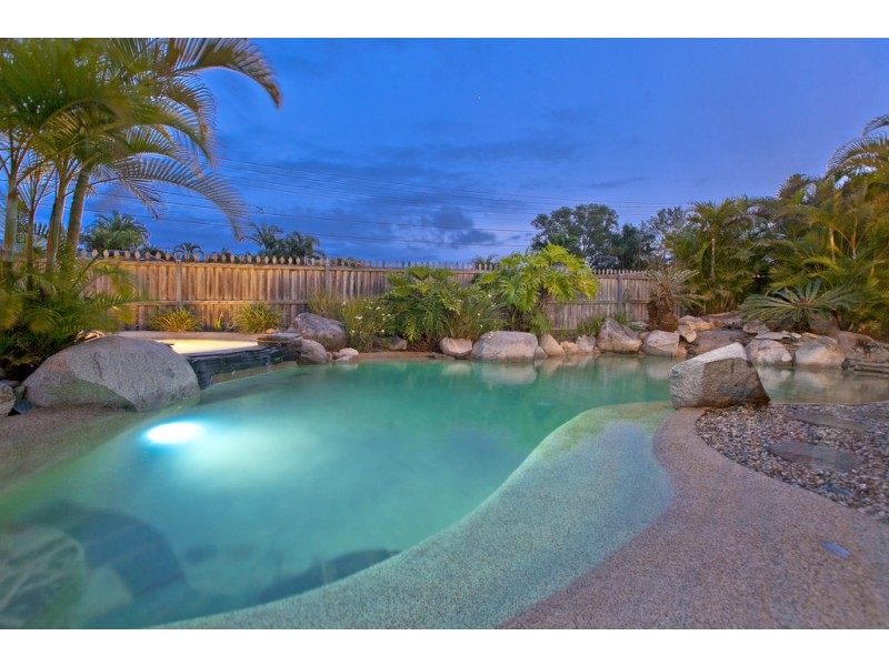 16 Mark Street, Capalaba QLD 4157